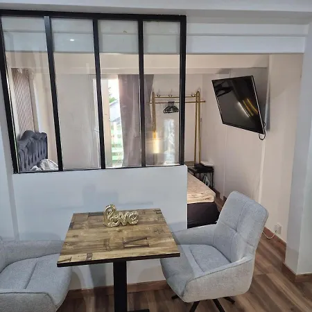 Confortable Avec Parking Gratuit Apartamento Villepinte (Seine-Saint-Denis)
